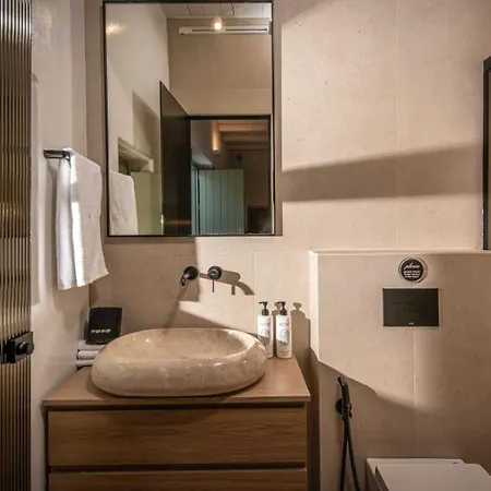 Mint Private Pool And Jacuzzi By Checkin *