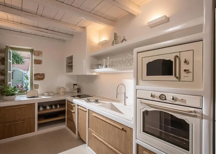 Villa Mint Private Pool And Jacuzzi By Checkin Hersonissos (Crete)