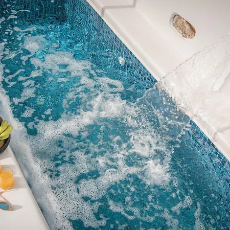 Villa Mint Private Pool And Jacuzzi By Checkin *