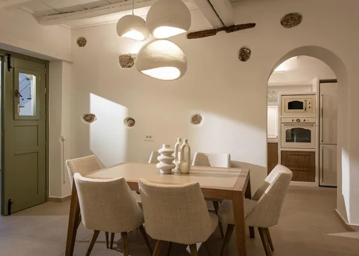 Mint Private Pool And Jacuzzi By Checkin Hersonissos (Crete)